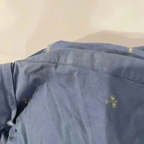 J. Crew Blue Bi-Plane Airplane Print Button Front Oxford Shirt Men’s Size XL - Picture 6 of 6